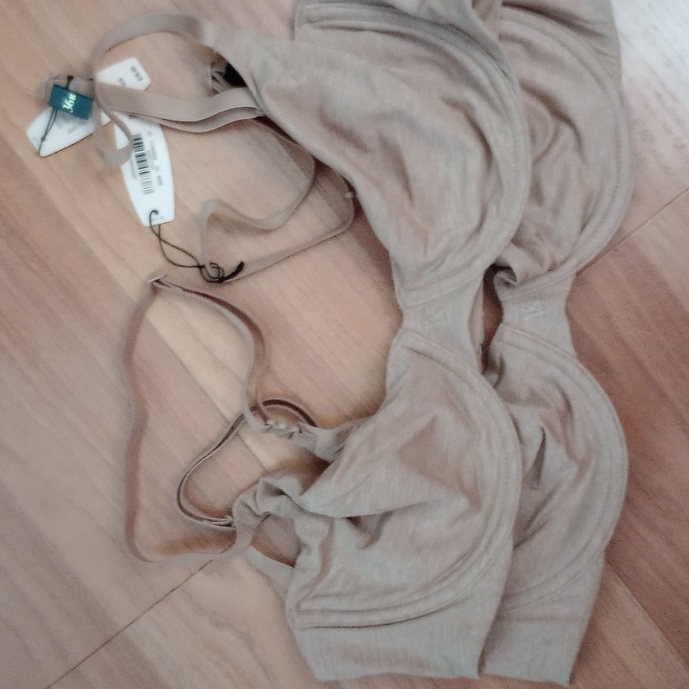 Two Victoria Secret bra bundle